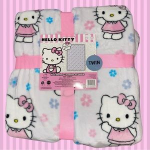 💜2024 Hello Kitty® by Sanrio® Spring Plush Blanket💜 Viral on TikTok TWIN